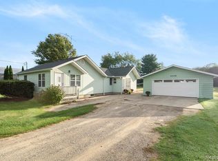 3049 Vineland Ave, Burton, MI 48519