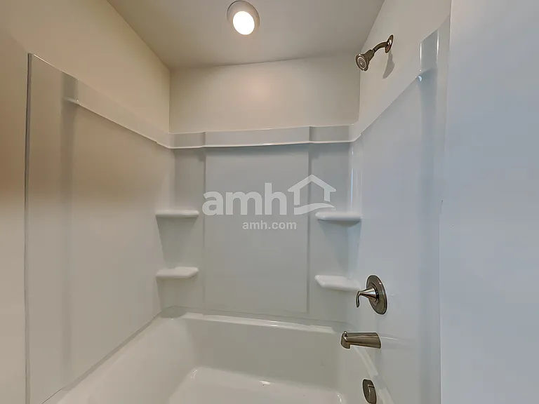 109 Twin River Dr — Photo 28