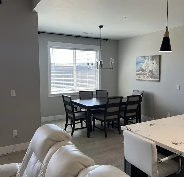 Village View St — Photo 3
