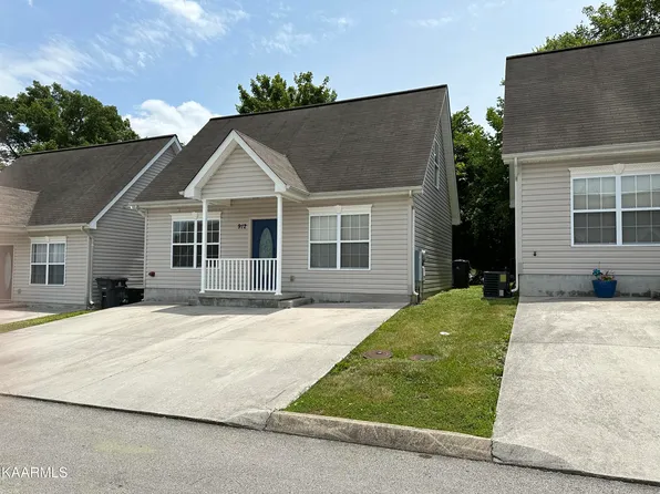 912 Hazelbrook Way, Knoxville, TN 37912