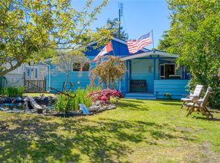 697 Marine Dr, Point Roberts, WA 98281