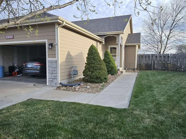 2962 Jack Cir, Salina, KS 67401