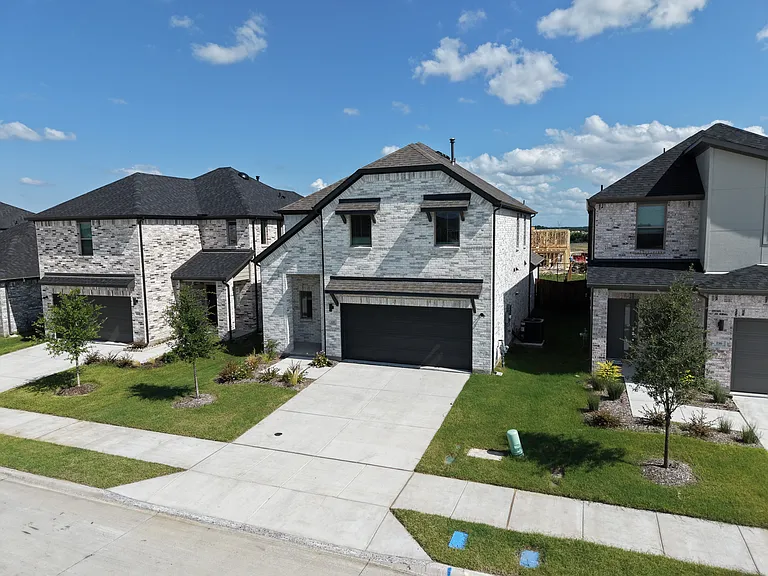 120 Millwood Rd — Photo 4