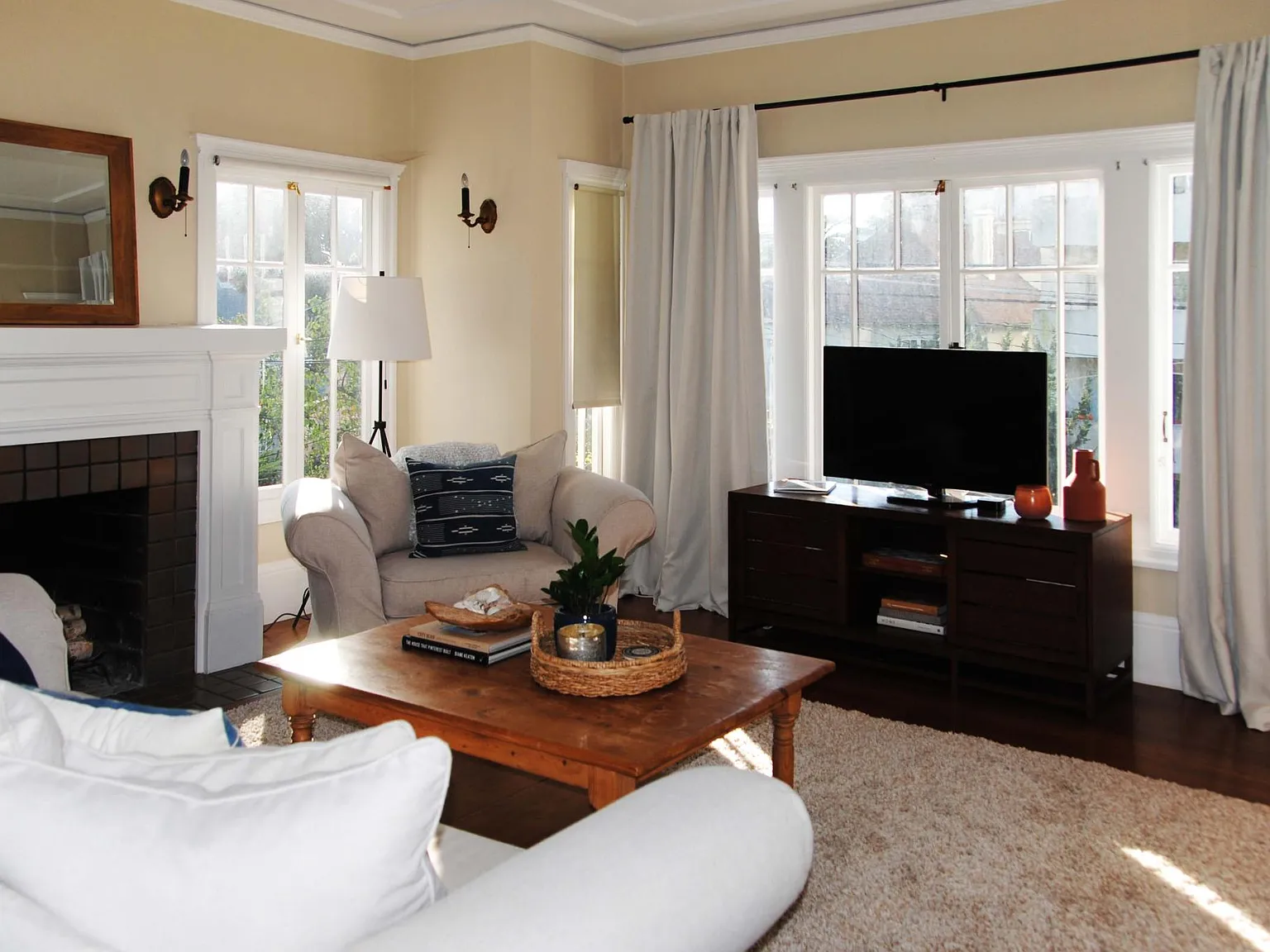 3 bed, 1650 sqft, $4,250 — Photo 3