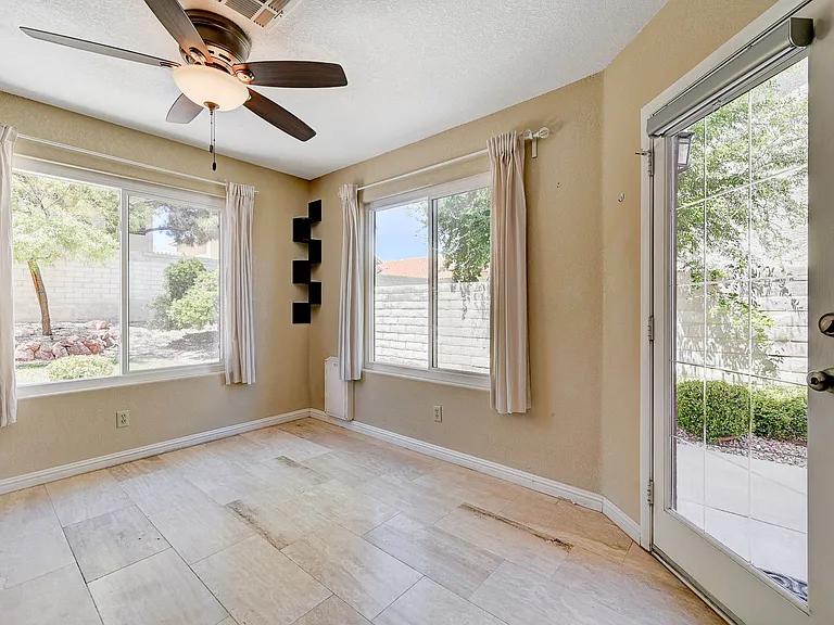 2733 Brookstone Ct — Photo 30