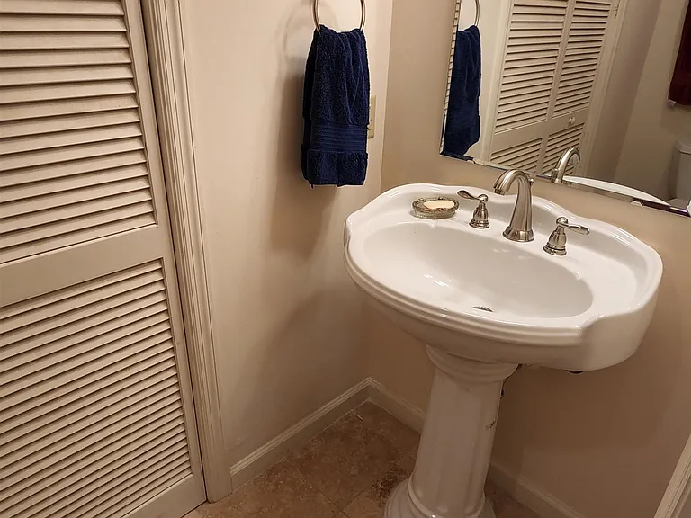 121 N Monroe St #1208 — Photo 28