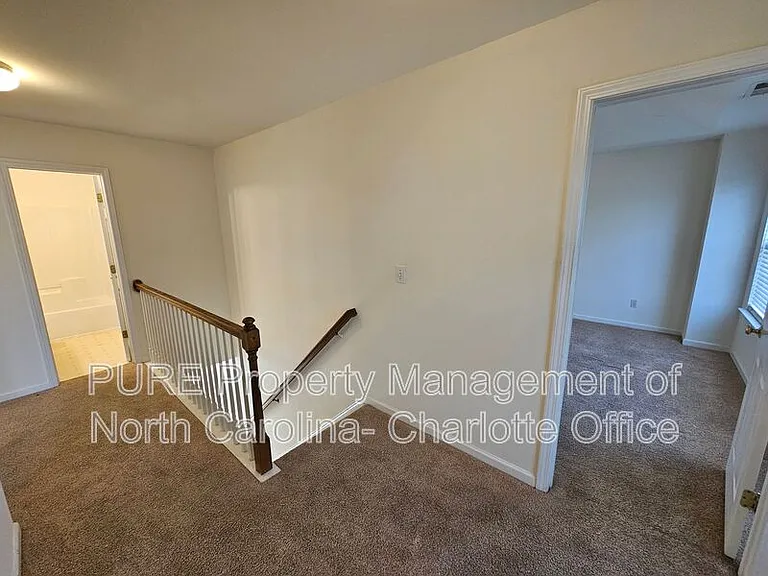 4423 Cades Cove Dr — Photo 8