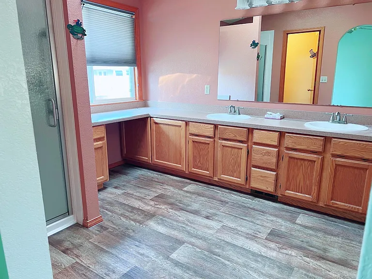 2241 N Coolwater Ave — Photo 12