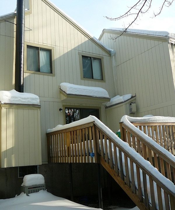 2nd image of 3F Black Oak Dr