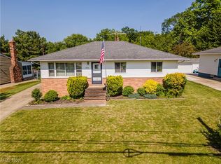 9235 Lincoln Dr, Northfield, OH 44067