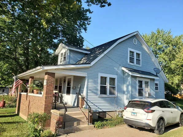 1218 S 3rd St, Pekin, IL 61554