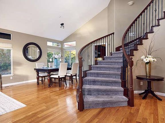 4th image of 2812 Mira Bella Cir