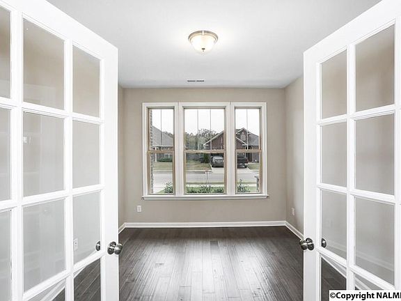 5th image of 3027 Grand Lake Way SW