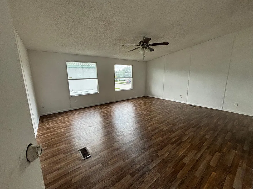 6111 Nueces Park Rd #252