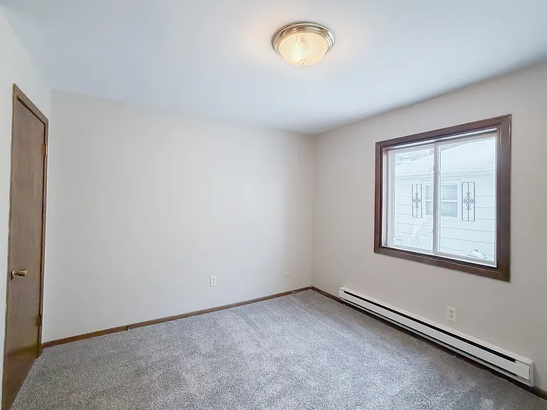 311 N 8th St #1 — Photo 11