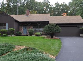 9 Ridgeview Dr, Candia, NH 03106