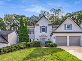 5437 Oxford Chase Way, Dunwoody, GA 30338