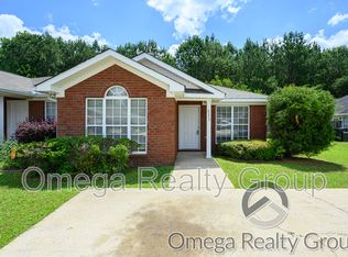 6233 Covington Villas Dr, Tuscaloosa, AL 35405