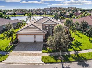 16264 Diamond Bay Dr, Wimauma, FL 33598