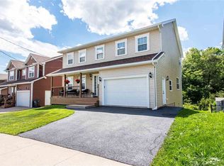 14 Darlington Dr, Middle Sackville, NS B4E0H4
