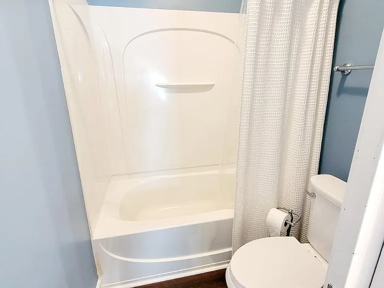 4640 Centrebrook Cir — Photo 11