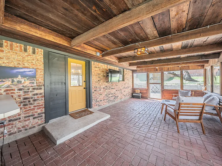 302 W Hale Ave — Photo 23