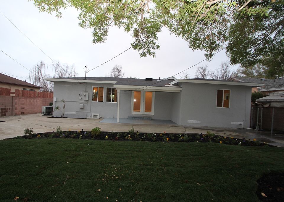 1st image of 14815 Needles St