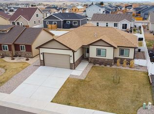 3818 Little Moon Trl, Laramie, WY 82070