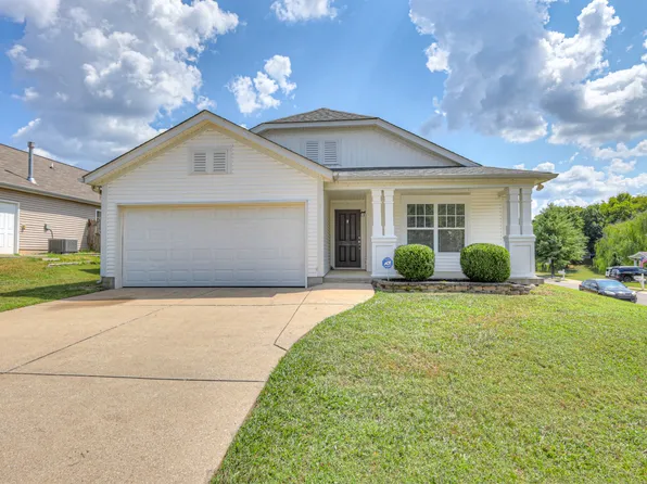 2005 Lexington Farms Ln, Spring Hill, TN 37174