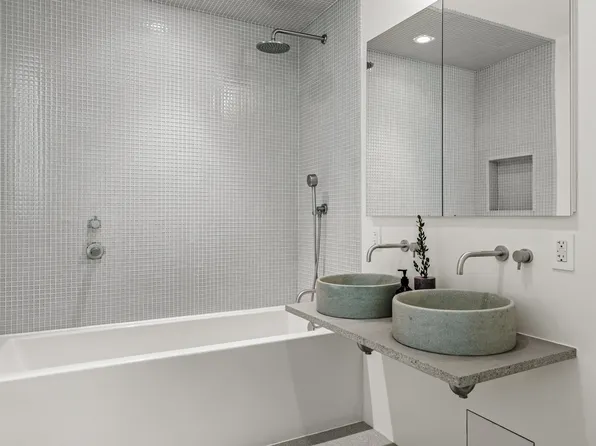 9 Chapel Street image 32 of 43