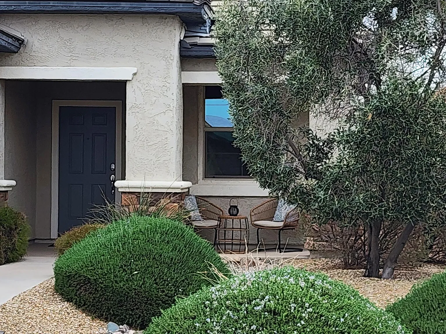 2 bed, 2.0 bath, 1493 sqft, $2,100 — Photo 2