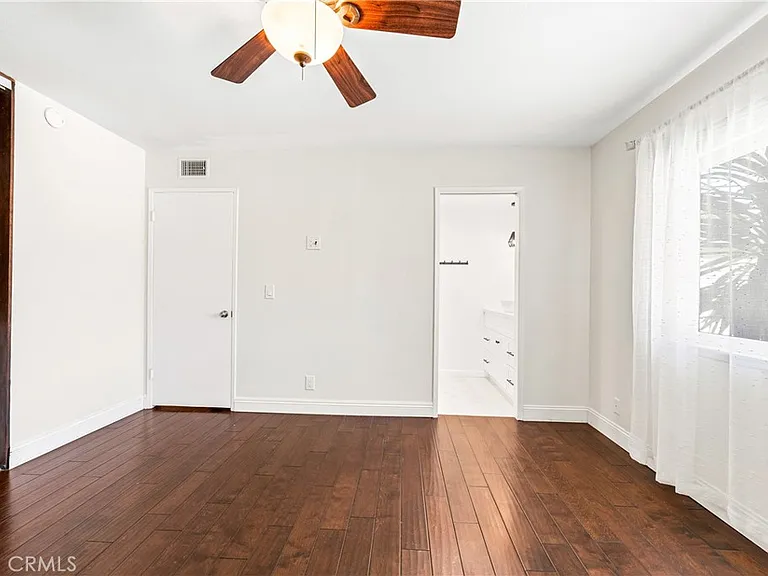 16311 Woodstock Ln — Photo 28