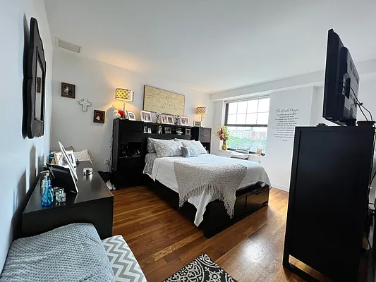 Rented by MLB ESTATES LLC | media 17