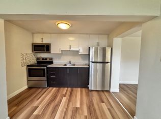 280 Lorne Ave #4, Kitchener, ON N2M3Y8