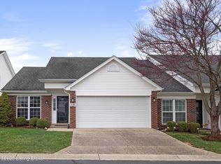 136 Charlton Wynde Dr, Louisville, KY