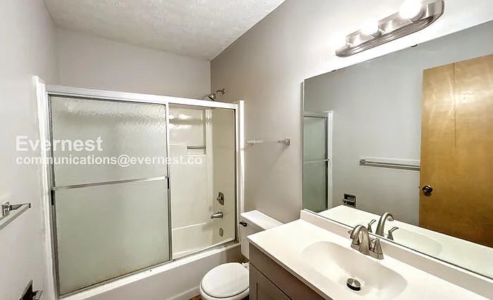 6933 Robinson Dr — Photo 10