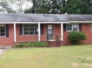 142 Ingleside Dr, Fayetteville, NC 28303