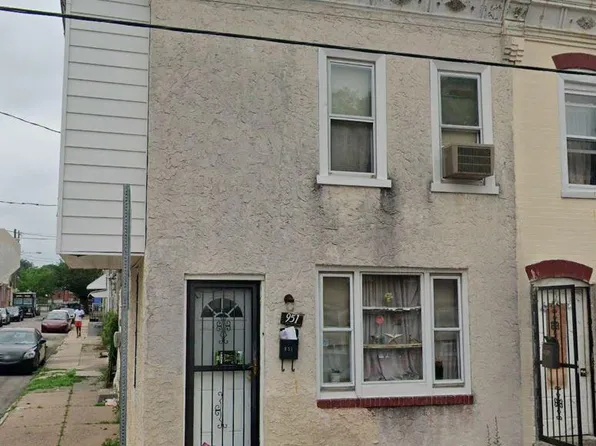 951 E Locust Ave, Philadelphia, PA 19138