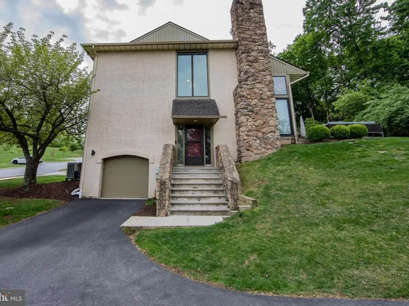 380 Lynetree Dr #7-D, West Chester, PA 19380