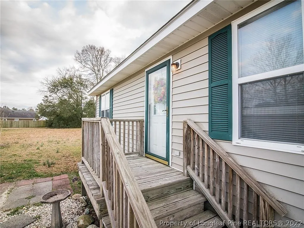 3 bed, 2.0 bath, $1,200 — Photo 3