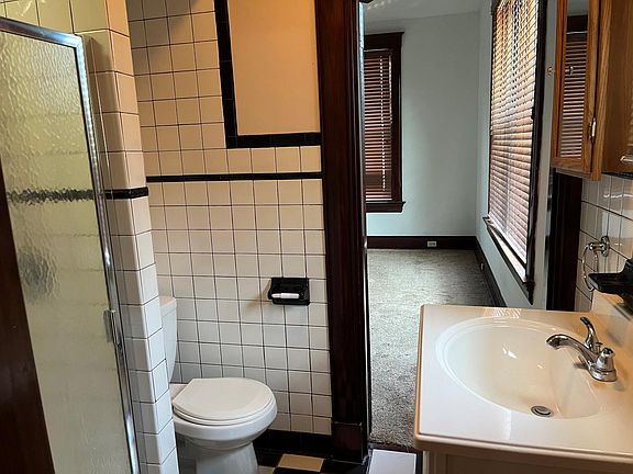 5th image of 2241 Cameron Ave #2
