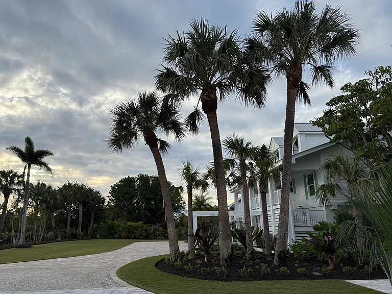 512 Periwinkle Way — Photo 11