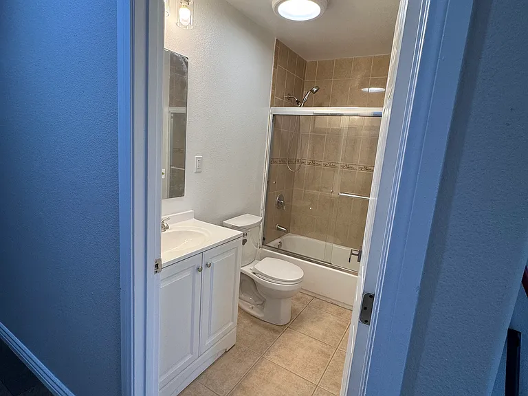 8419 Avalon Blvd #8419 — Photo 7