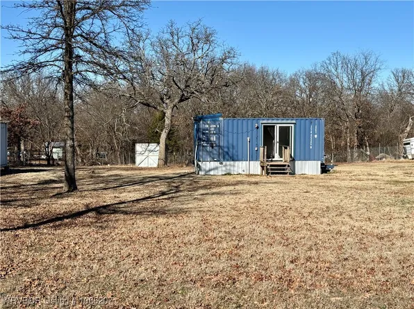 18101 Riggs Rd, Norman, OK 73026