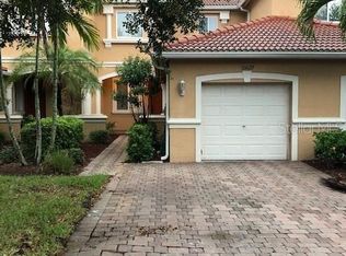 10029 Salina St, Fort Myers, FL 33905