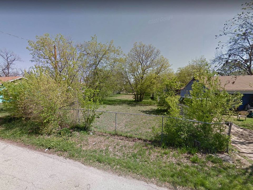 1st image of 1704 8th St