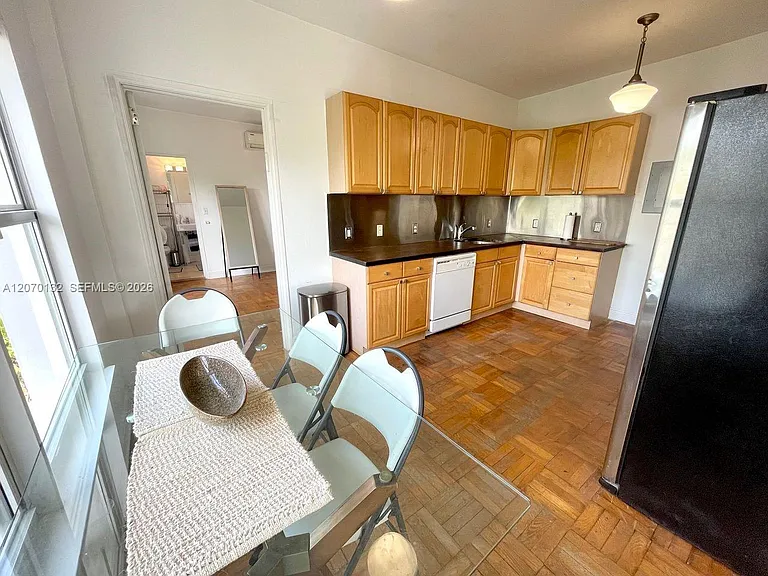 4035 N Meridian Ave #305 — Photo 10