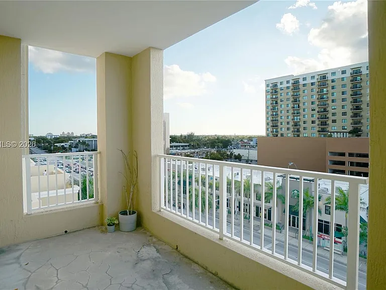117 NW 42nd Ave #708 — Photo 15