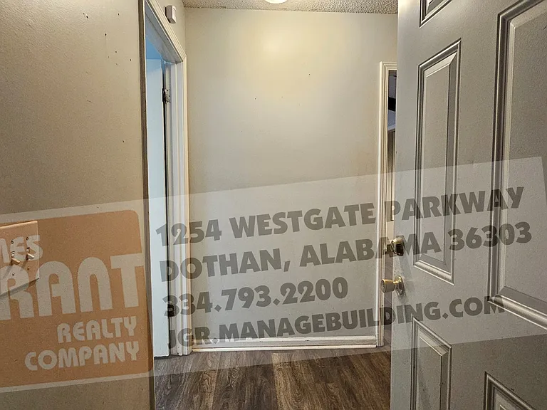 211 Plantation Rd — Photo 12