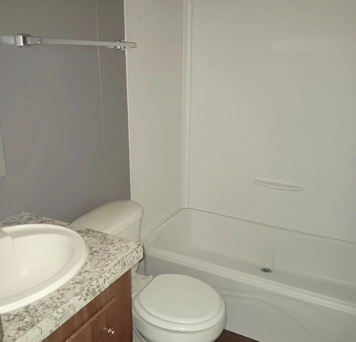 2 bed, 2.0 bath, 840 sqft, $1,000 — Photo 4